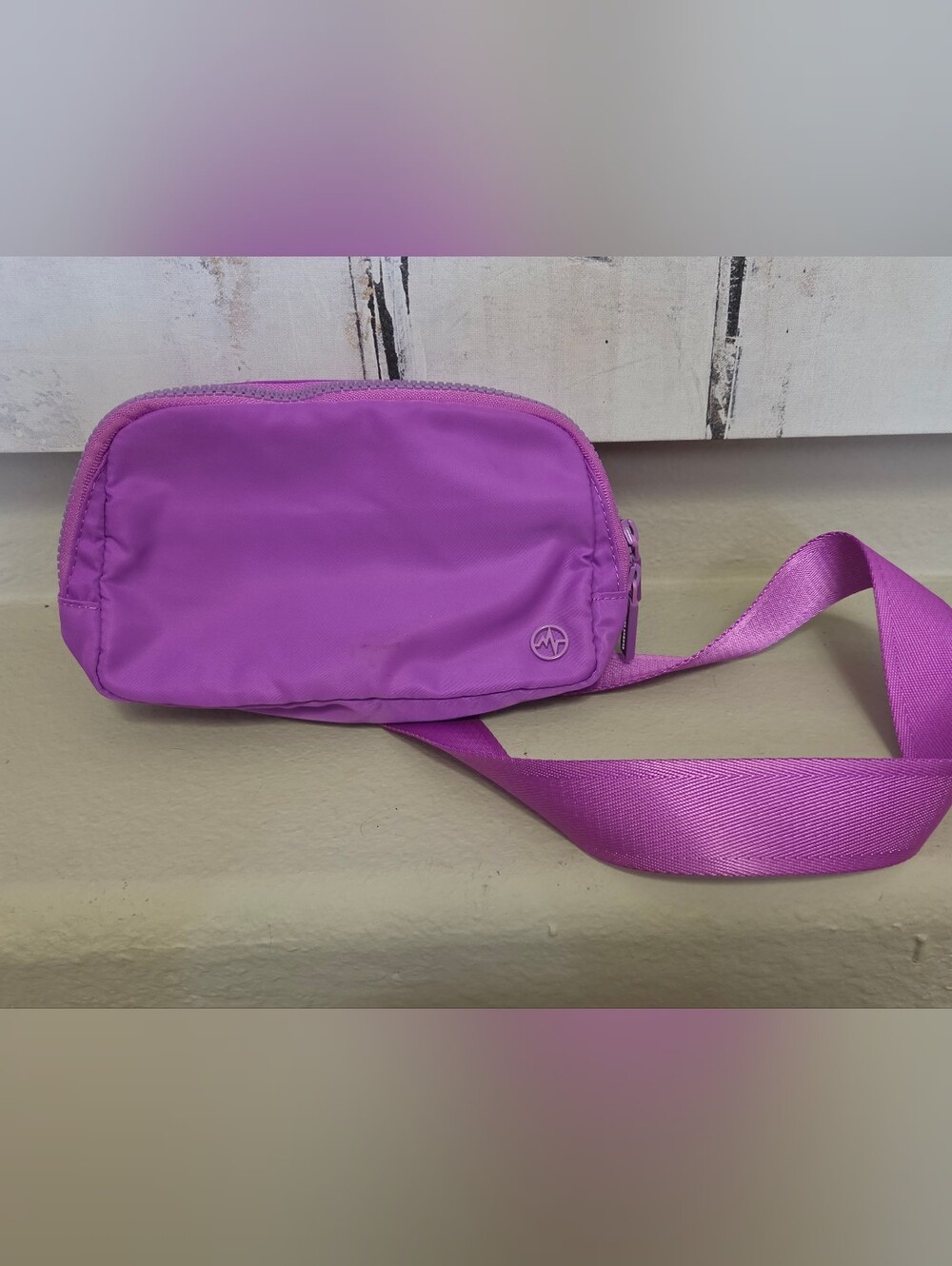 Pander Purple Crossbody Bag – Lightweight Everyday Carry Preloved